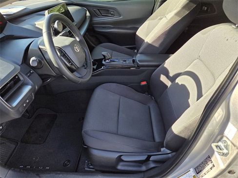 Used 2023 Toyota Prius LE image 10