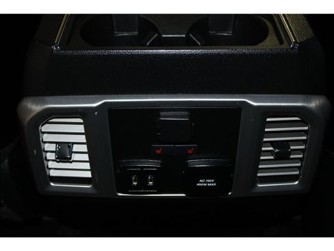 Used 2017 Ford F150 Platinum w/ Equipment Group 701A Luxury image 18