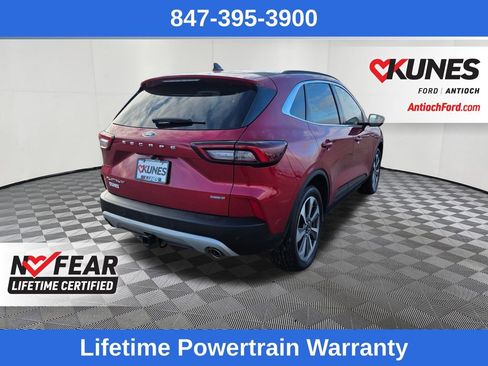 Certified 2025 Ford Escape Platinum w/ Premium Technology Package image 7