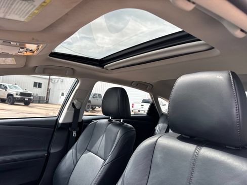 Used 2013 Toyota Avalon XLE Touring FWD image 8