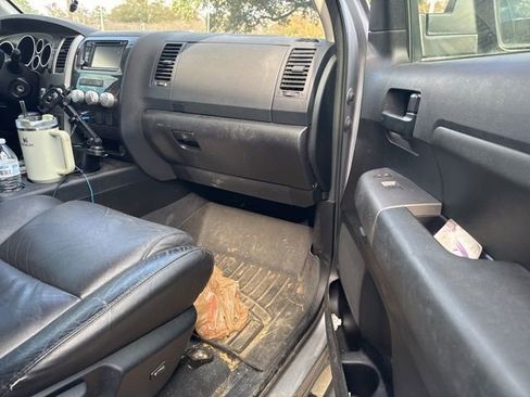 Used 2013 Toyota Tundra 2WD CrewMax image 22