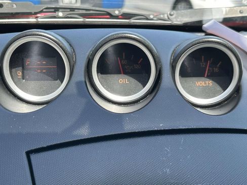 Used 2005 Nissan 350Z Touring RWD image 20