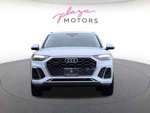 Certified 2023 Audi Q5 2.0T Premium w/ Convenience Package AWD/4WD image 2