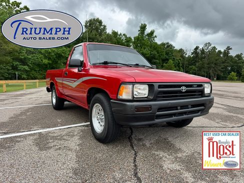 Used 1994 Toyota Pickup 2WD Regular Cab image 1
