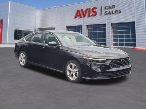 Used 2025 Honda Accord LX image 3