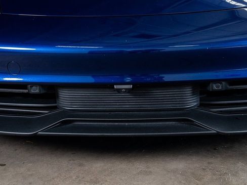 Used 2021 Porsche Taycan image 17