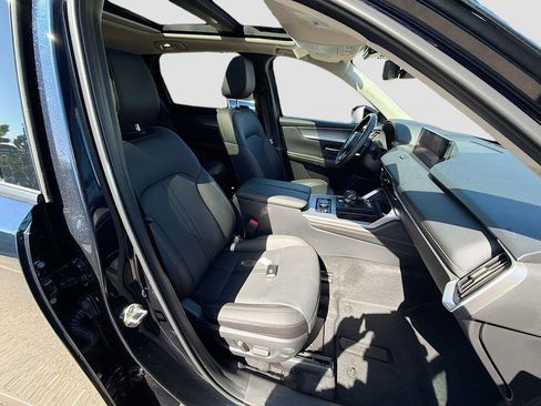 Used 2025 MAZDA CX-90 Plug-In Hybrid w/Premium Sport AWD/4WD image 34