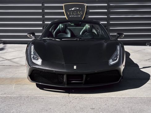 Used 2018 Ferrari 488 Spider image 16