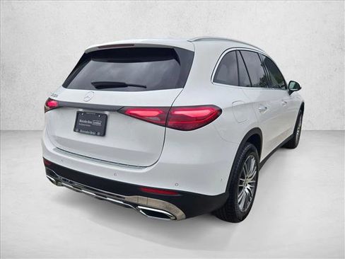 Certified 2026 Mercedes-Benz GLC 300 image 5