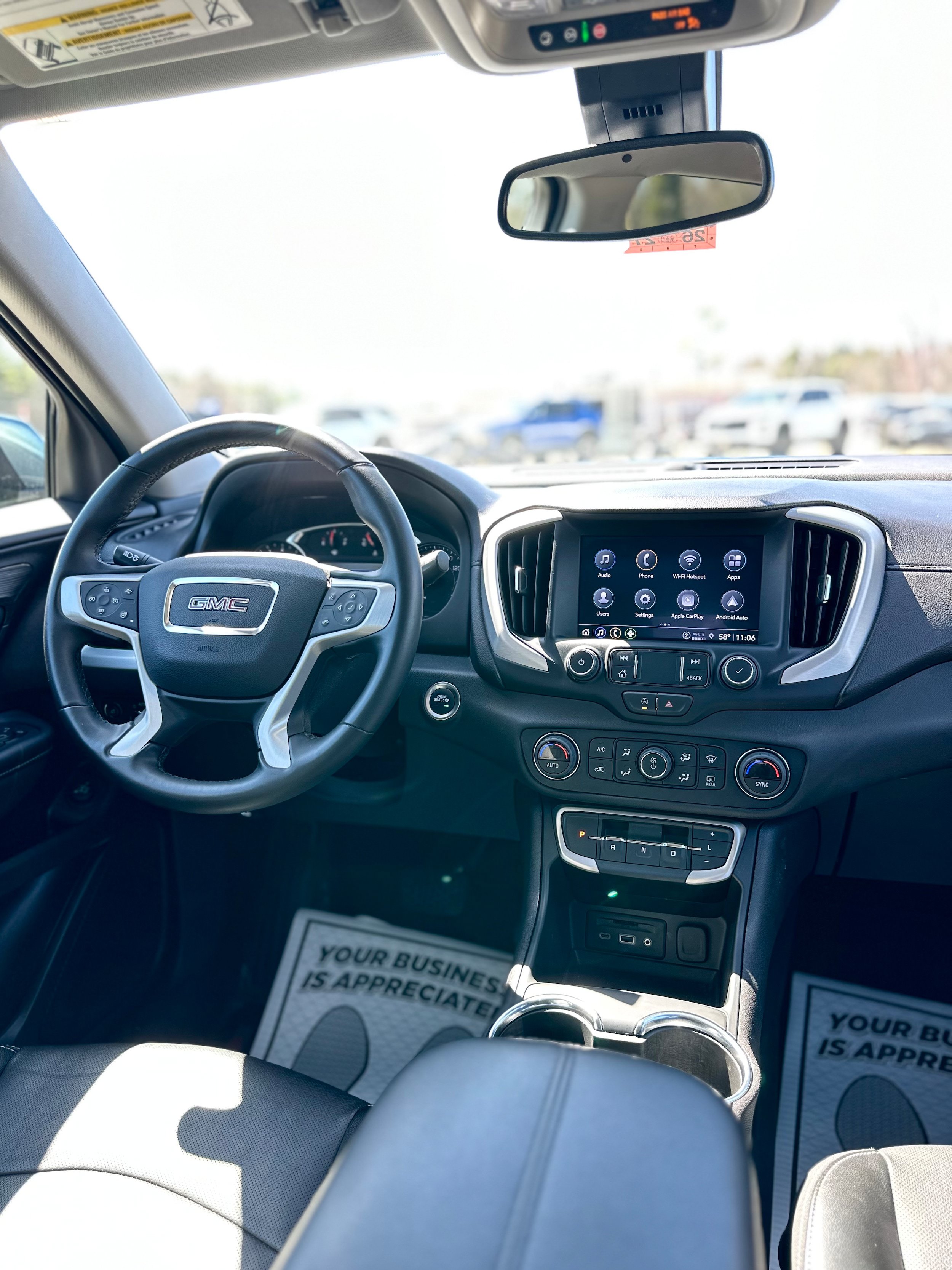 Used 2024 GMC Terrain SLT AWD/4WD image 21
