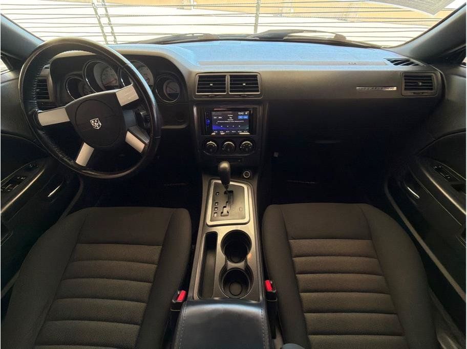 Used 2009 Dodge Challenger R/T w/ Sound Group RWD image 14