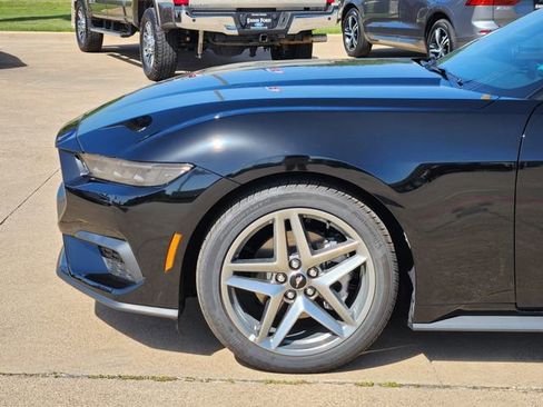 New 2025 Ford Mustang Coupe image 10