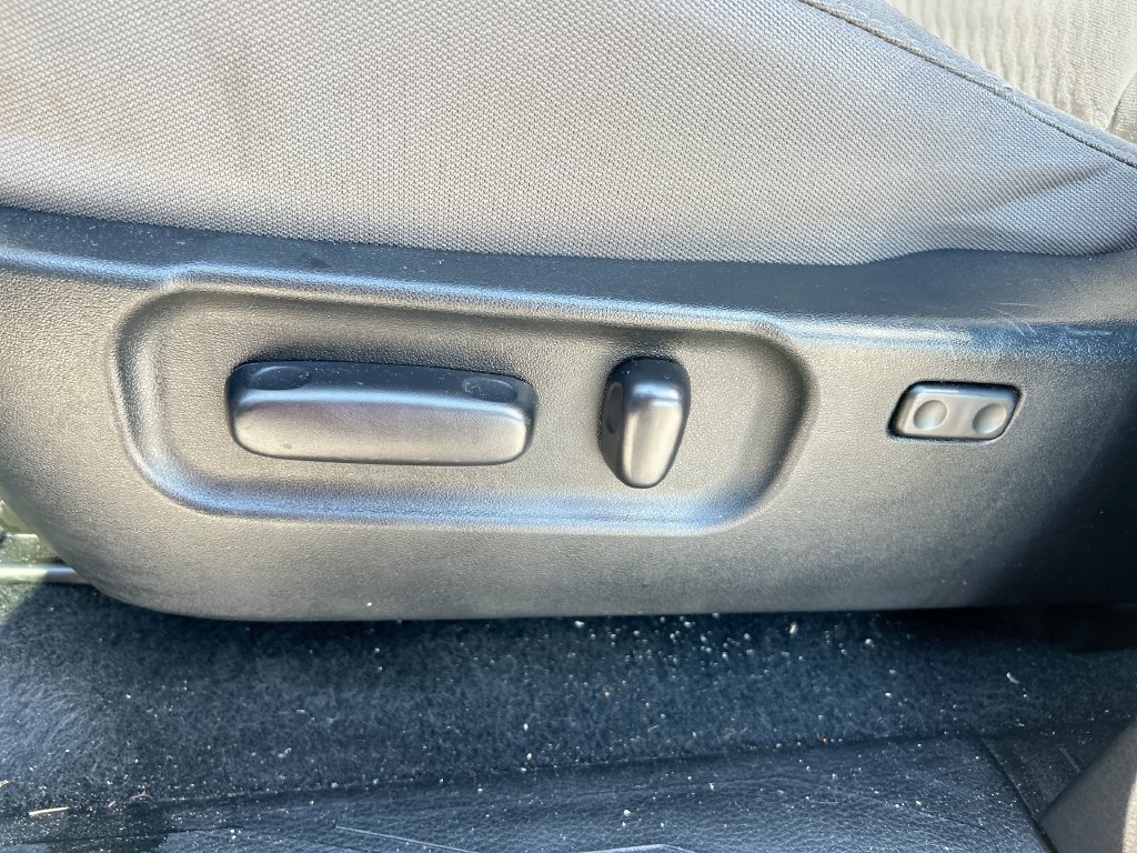 Used 2022 Toyota Tacoma SR5 RWD image 12