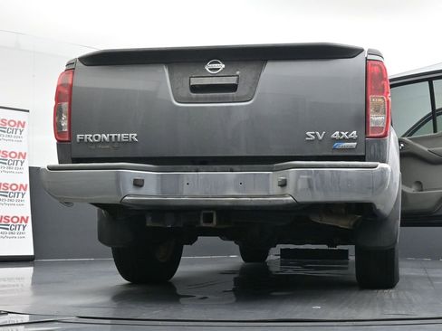 Used 2019 Nissan Frontier SV image 29
