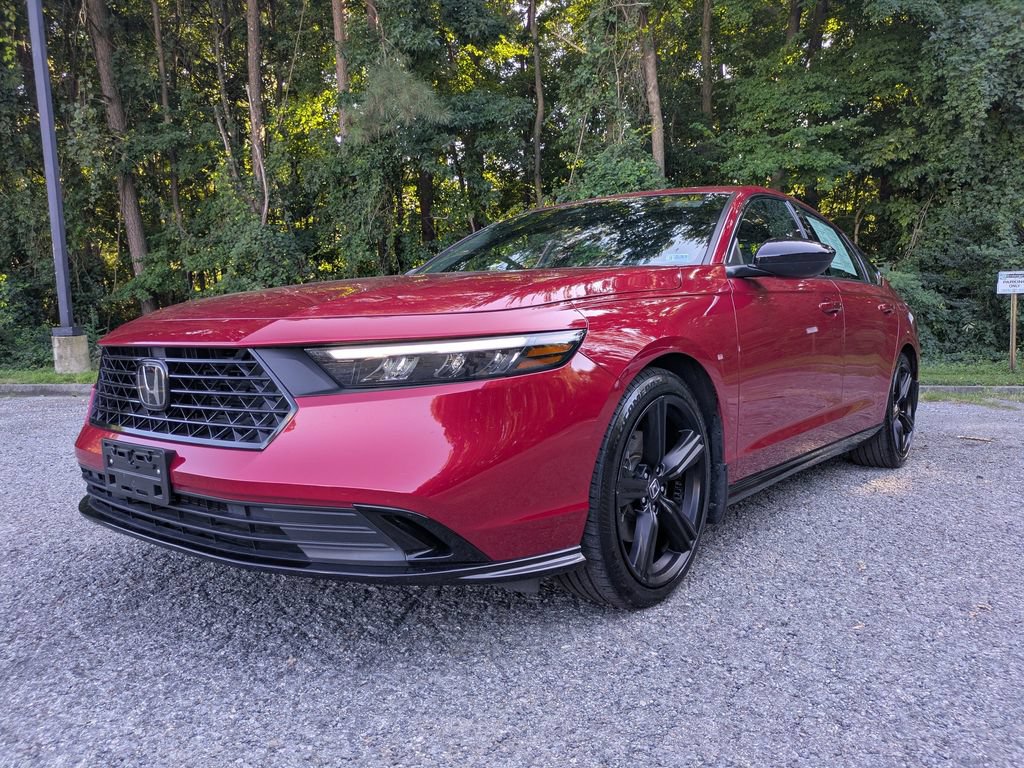 Used 2025 Honda Accord Sport image 8