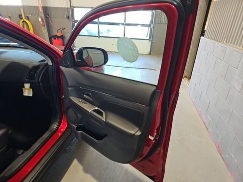 New 2025 Mitsubishi Outlander Sport SE image 24