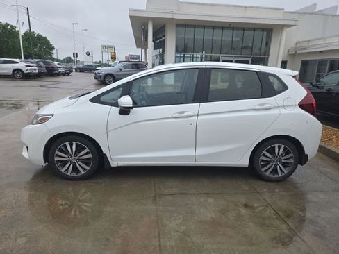 Used 2016 Honda Fit EX image 2
