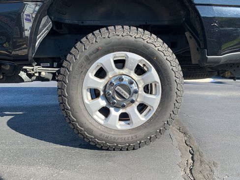 Used 2024 Ford F250 XLT image 31