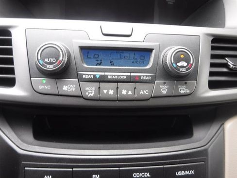 Used 2013 Honda Odyssey EX image 38