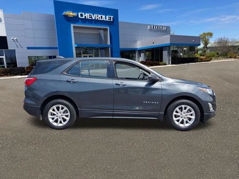 Used 2019 Chevrolet Equinox LS FWD image 26