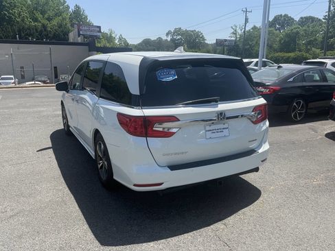 Used 2018 Honda Odyssey Touring image 4
