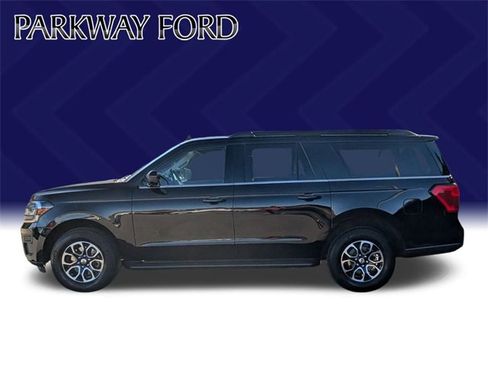 Used 2024 Ford Expedition Max XLT image 8