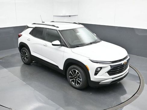 New 2026 Chevrolet TrailBlazer LT w/ Convenience Package image 23