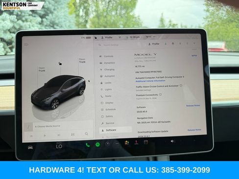 Used 2023 Tesla Model Y Long Range AWD/4WD image 20