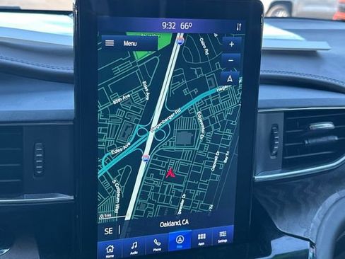 Used 2022 Ford Explorer Platinum w/ Equipment Group 601A image 23