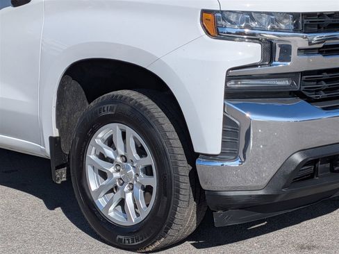 Used 2020 Chevrolet Silverado 1500 LT image 9