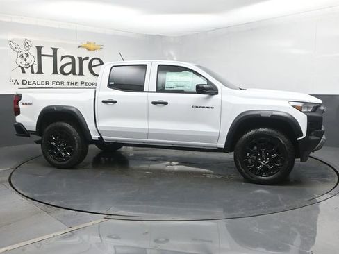 New 2026 Chevrolet Colorado Trail Boss AWD/4WD image 1