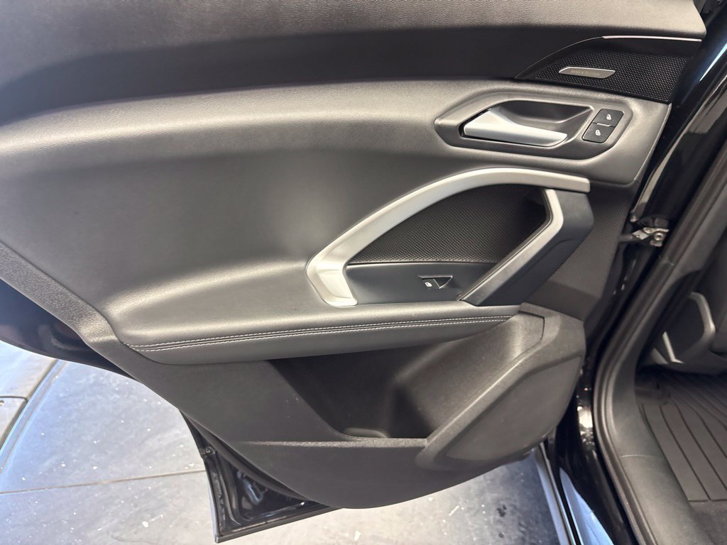 Used 2025 Audi Q5 Premium AWD/4WD image 19