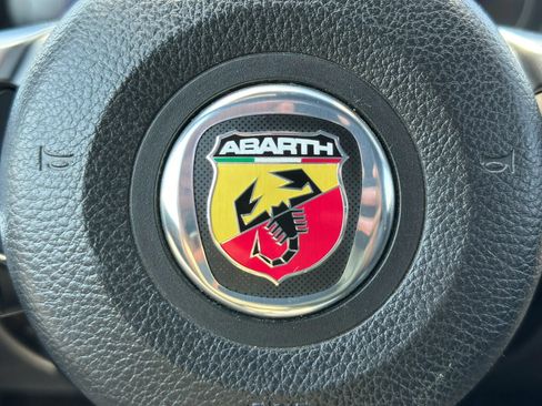 Used 2018 FIAT 124 Spider Abarth w/ Convenience Group RWD image 59