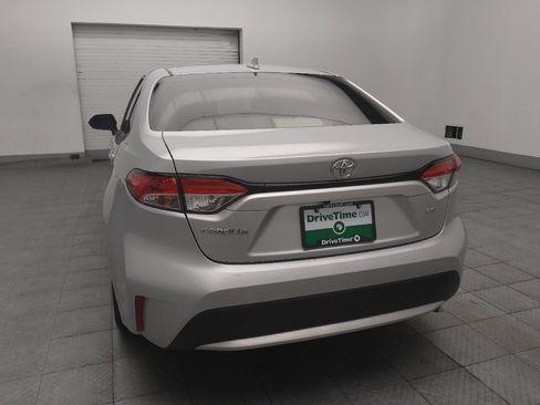 Used 2022 Toyota Corolla LE FWD image 6