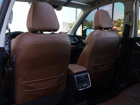 Used 2019 Subaru Forester Touring AWD/4WD image 23
