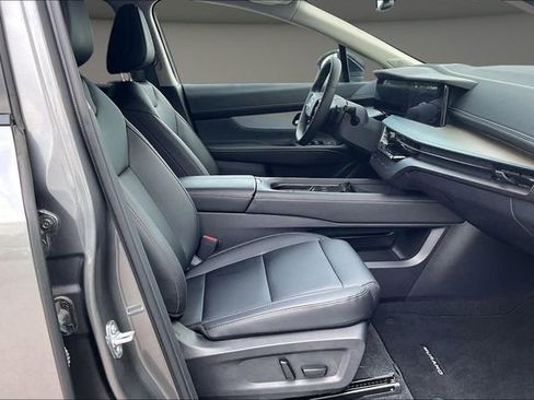 Certified 2025 Nissan Murano SL w/ Cargo Package AWD/4WD image 7