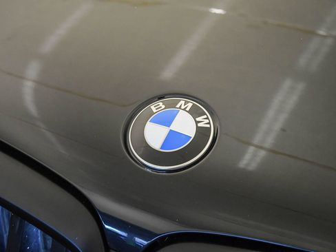 Used 2025 BMW X5 sDrive40i w/ M Sport Package RWD image 8
