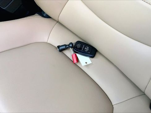 Used 2024 Toyota RAV4 XLE Premium w/ Weather Package AWD/4WD image 14
