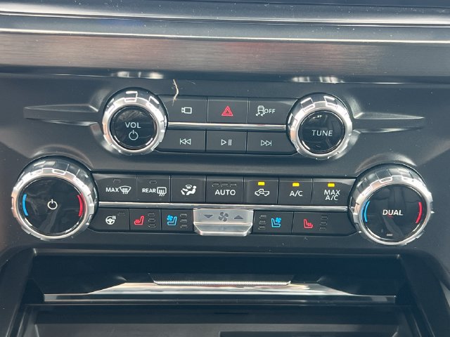 New 2026 Ford F350 Lariat w/ Tremor Off-Road Package AWD/4WD image 27