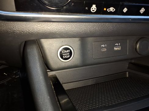 Certified 2023 Nissan Rogue SV w/ SV Premium B Package FWD image 19