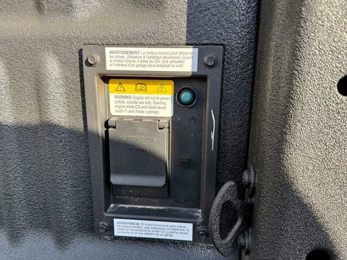 New 2025 Ford F350 Lariat w/ Lariat Ultimate Package image 17