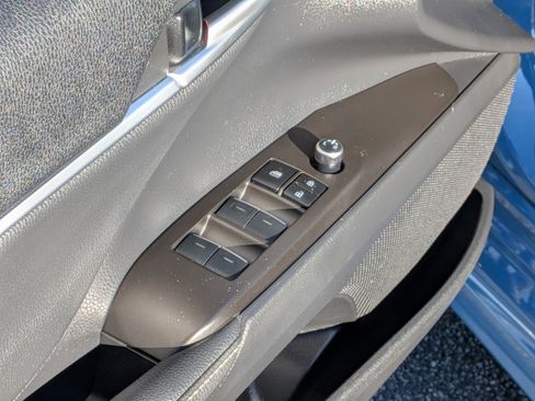 Used 2023 Toyota Camry XSE image 17