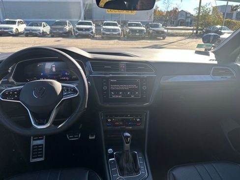 Certified 2024 Volkswagen Tiguan SE R-Line image 16