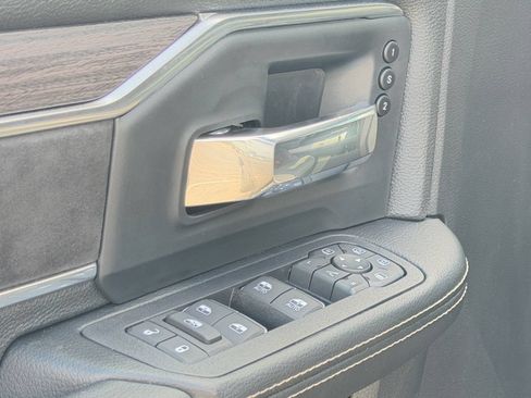 New 2026 RAM 3500 Laramie AWD/4WD image 20