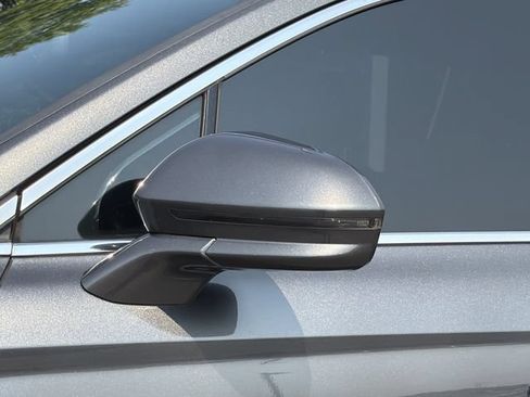 Used 2018 Lincoln MKX Select w/ Select Plus Package FWD image 30