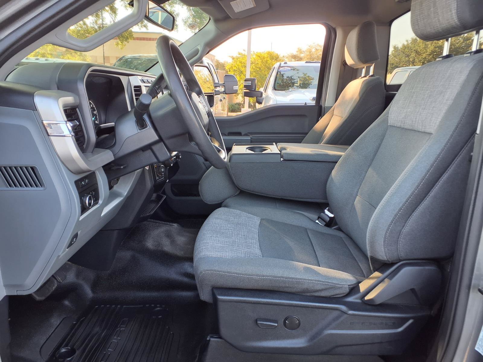 Used 2023 Ford F350 XLT w/ FX4 Off-Road Package AWD/4WD image 18