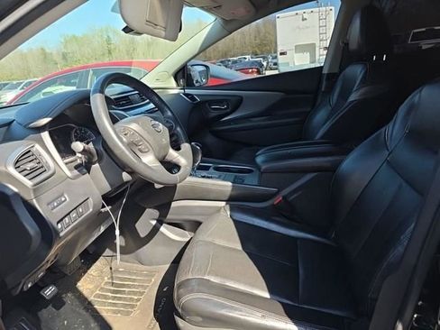 Used 2020 Nissan Murano SL w/ Moonroof Package image 2