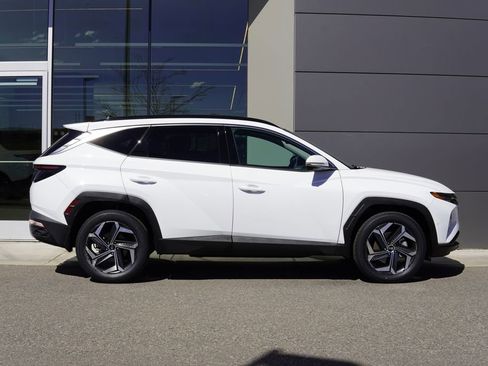 Used 2022 Hyundai Tucson Limited image 7