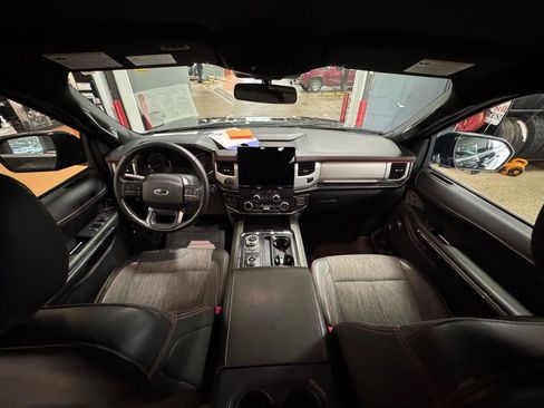 Used 2022 Ford Expedition Timberline image 16