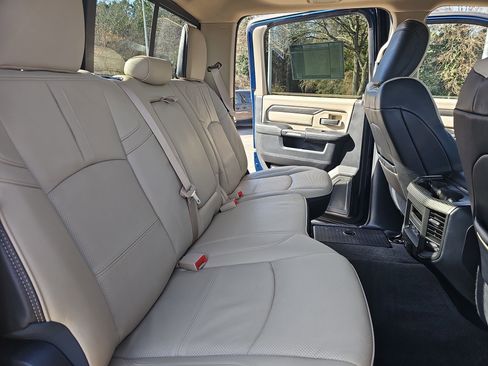 Used 2020 RAM 2500 Limited image 12